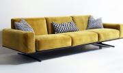 Трехместный тканевый диван DISCOVERY Modern