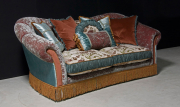 Двухместный тканевый диван MARANELLO Classic