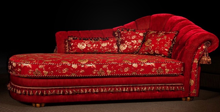 Цветной диван: смелое решение и яркий акцент в вашей гостиной