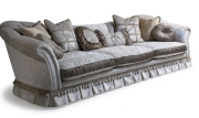 Трехместный тканевый диван MARANELLO Classic