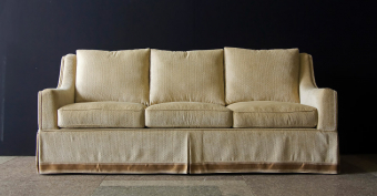 Трехместный тканевый диван CAMILLA Classic