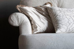 5 причин полюбить диванные подушки