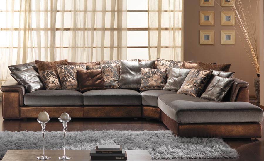 Угловой диван Gold Comfort из Италии.