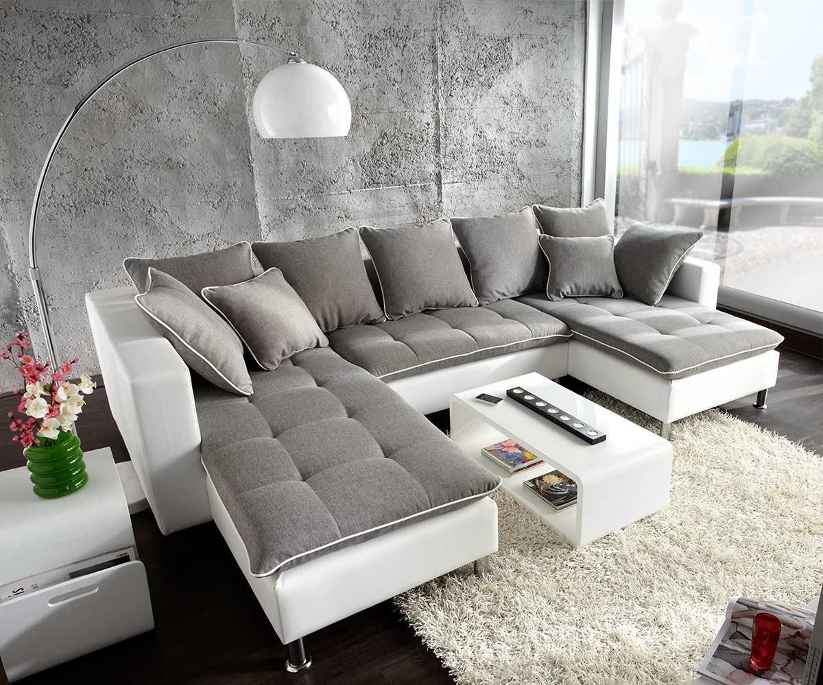 Современный диван в гостиную
